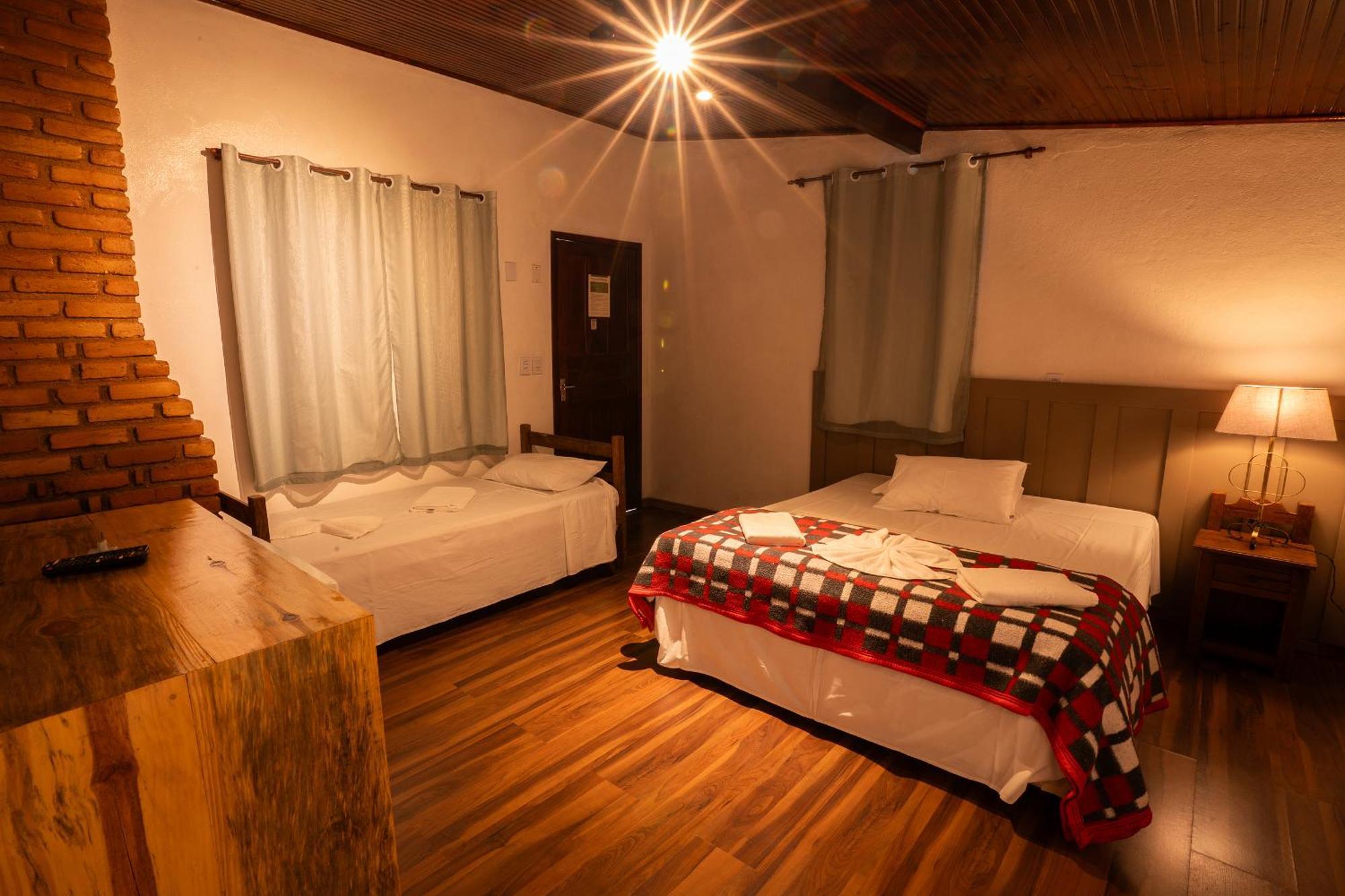 Hotel Alpha Ville Chalés Conceição da Ibitipoca Esterno foto