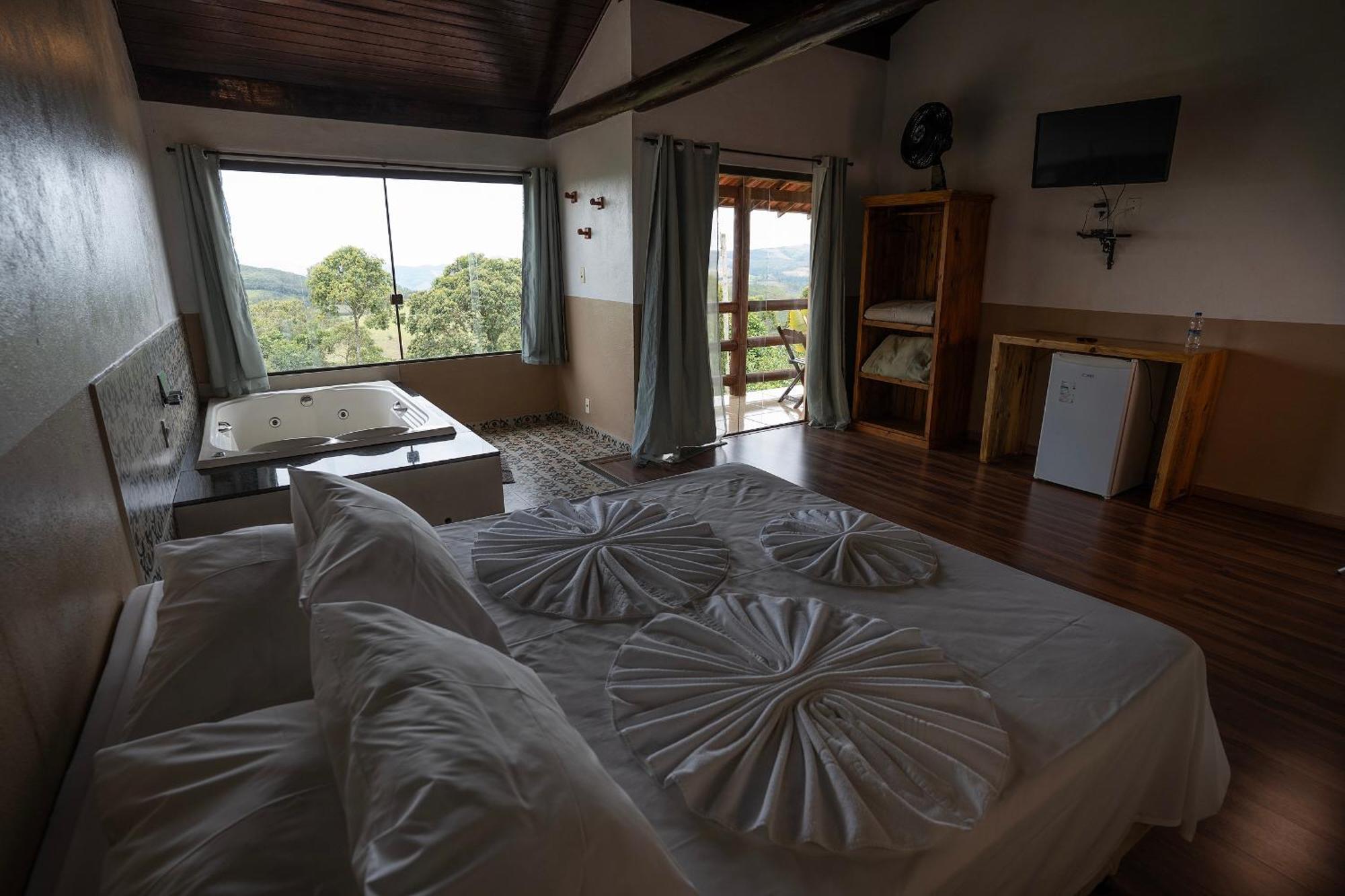 Hotel Alpha Ville Chalés Conceição da Ibitipoca Esterno foto